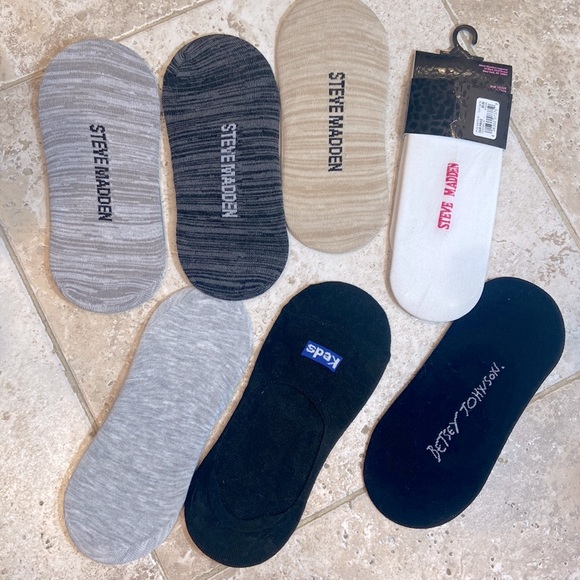Steve Madden Accessories - Steve Madden Socks NWOT